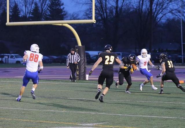 Reese Dziedzic grabbed an interception during the fourth quarter