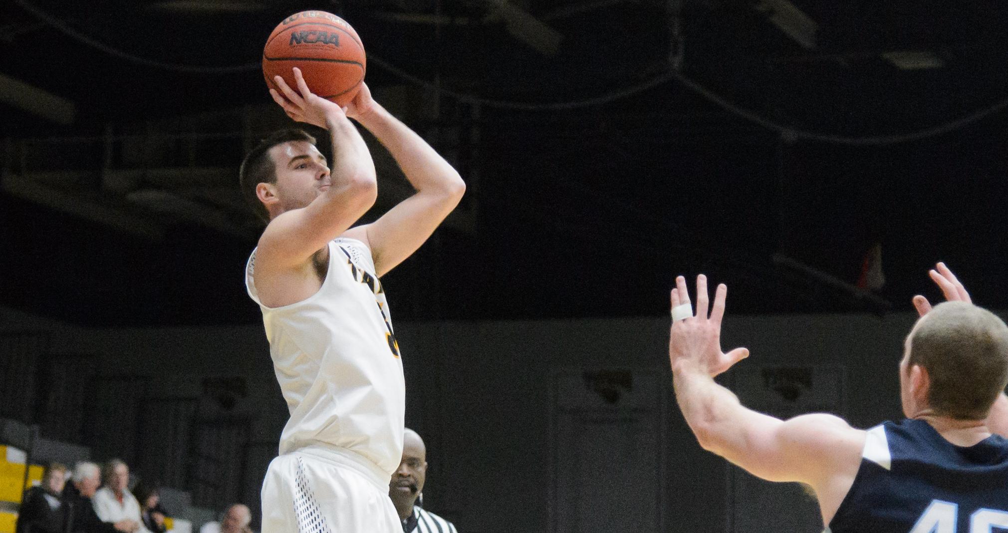 Alex Olson scored 13 points, including a game-winning jump shot with 21 seconds left.