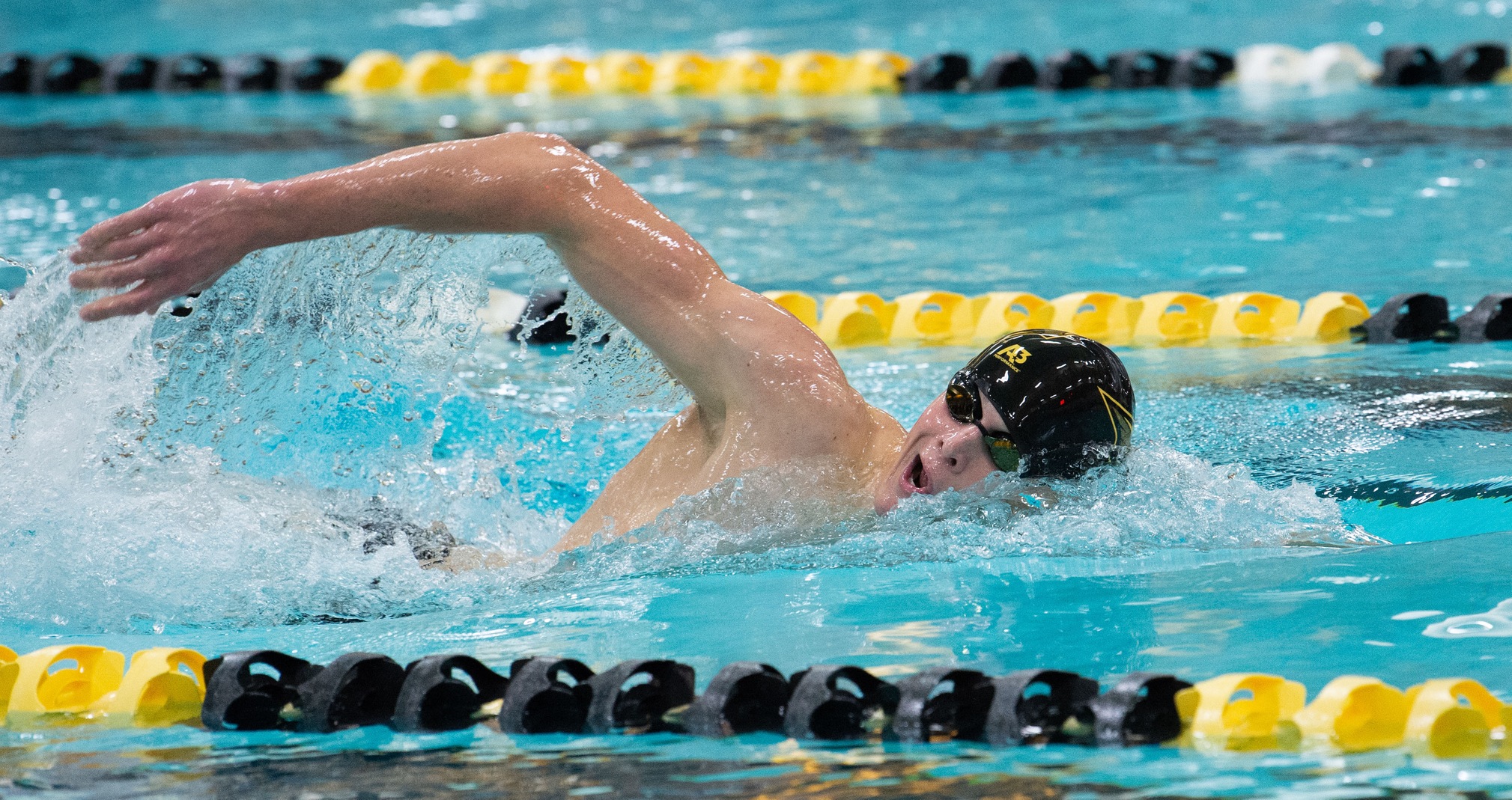 Jarrett Lieder swam to first-place finishes in both the 500- and 1,000-yard freestyles against the Pointers.