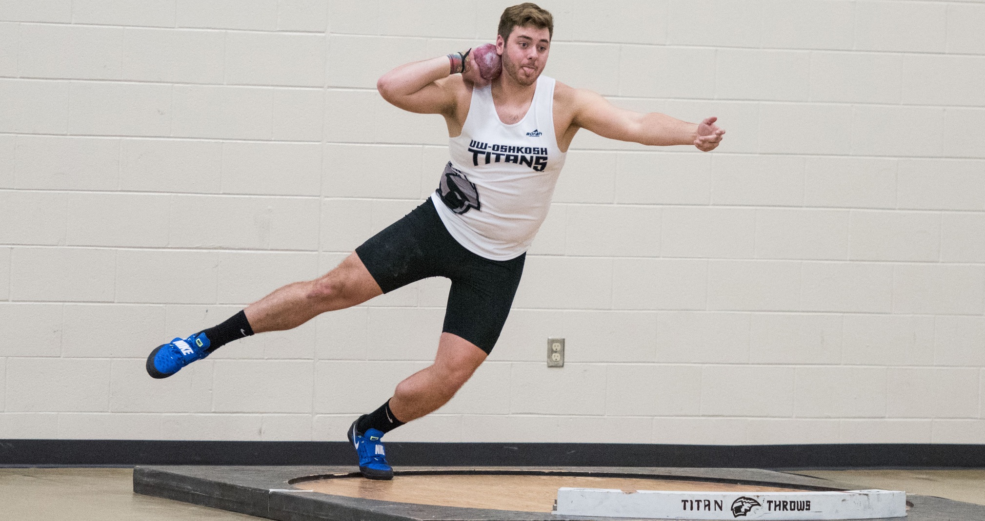 Bailey Quinn won the 35-pound weight throw while placing fourth in the shot put against Lawrence University.