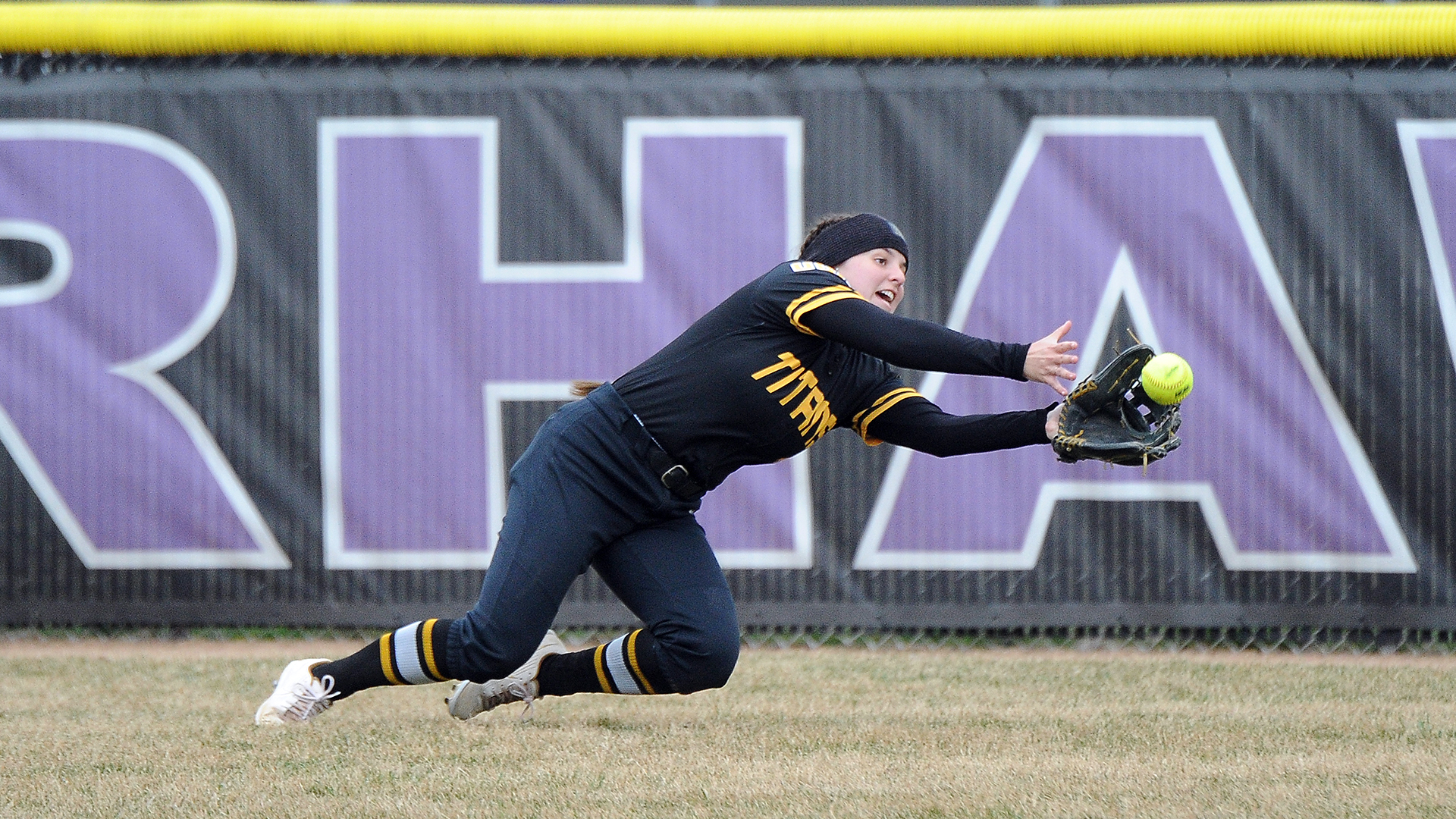Gabby Buikema had two hits and this diving catch during the Titans' 1-0 win over the Warhawks.