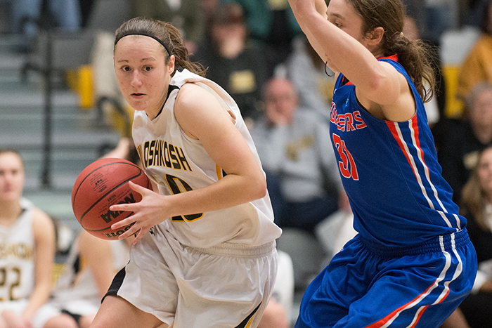Ashley Neustifter scored all 14 of her points in the second half.