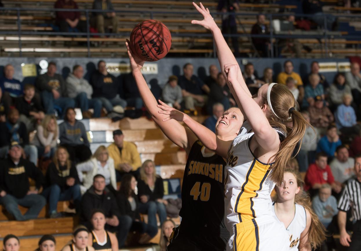Katelyn Kuehl helped UW-Oshkosh reach the WIAC Tournament championship game by totaling seven points, five rebounds and three steals.