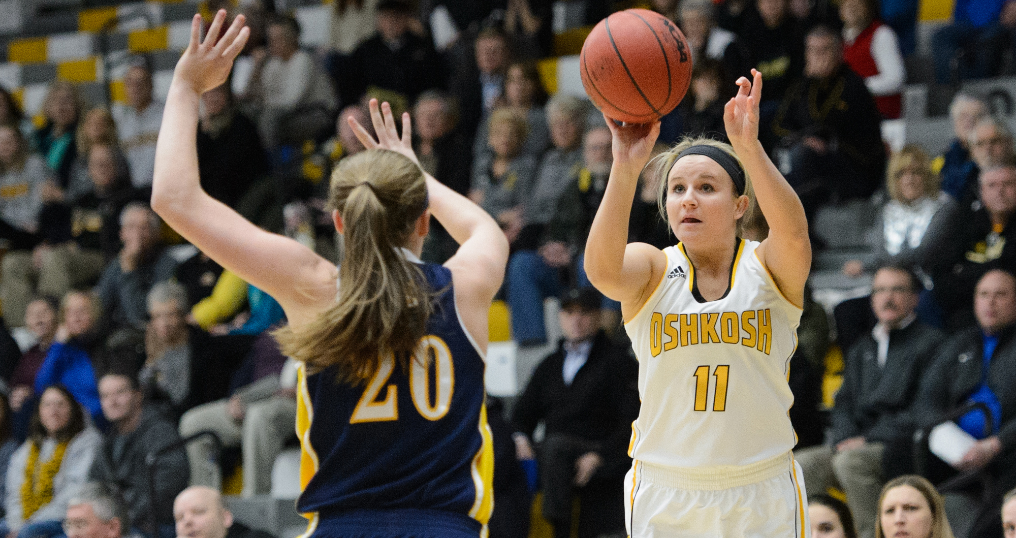 Emma Melotik gave UW-Oshkosh a 43-33 lead with her 3-point basket at the end of the third quarter.