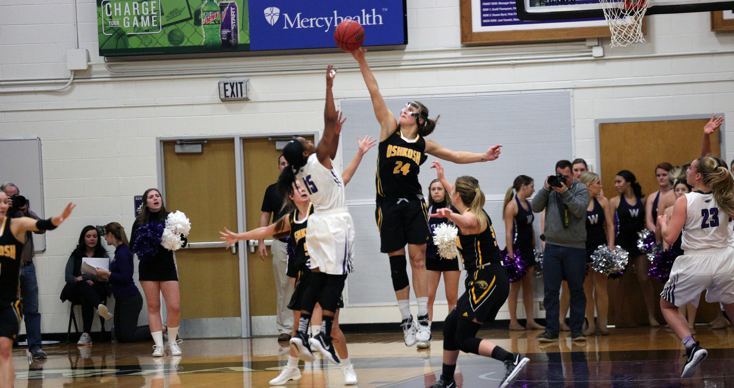 Eliza Campbell had 14 points, 11 rebounds, four blocked shots and two steals against the Warhawks.