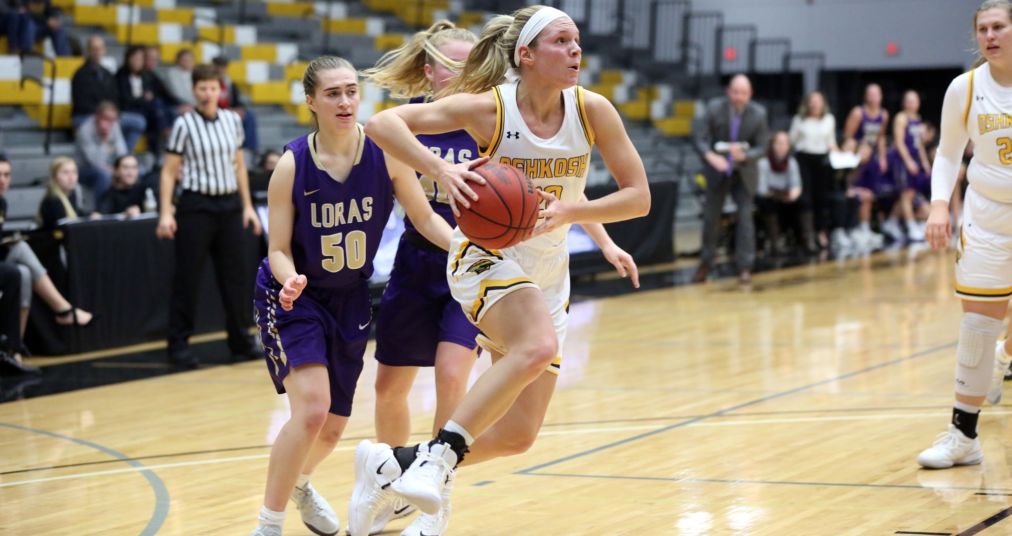 Melanie Schneider tallied 12 points, nine rebounds and five assists against the Duhawks.