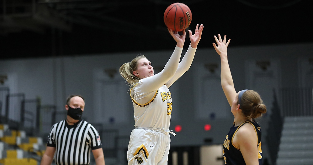 Karsyn Rueth scored 13 points, including four 3-point baskets, and grabbed five rebounds during the Titans' victory over nationally ranked UW-Eau Claire.