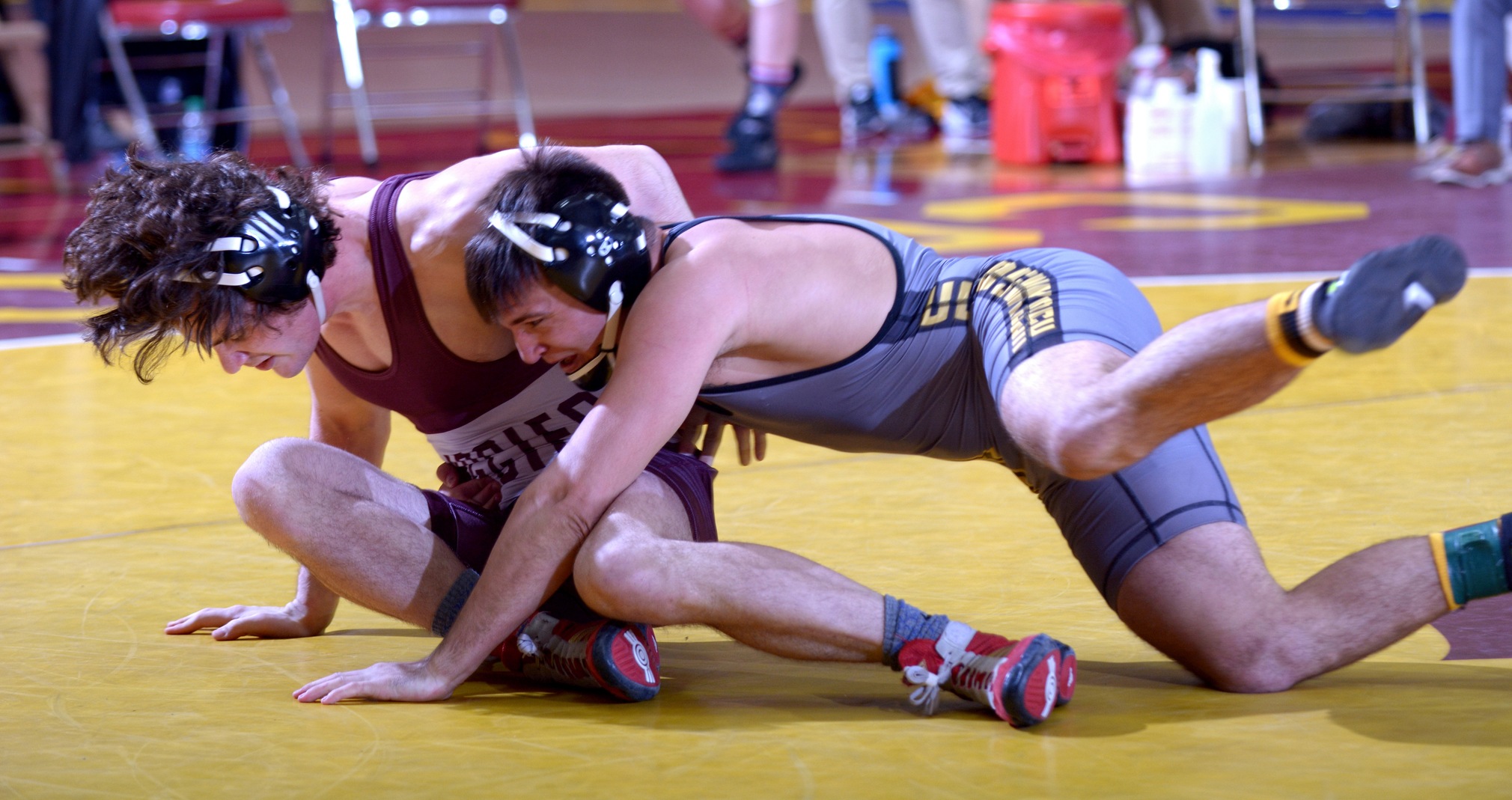 Kody Azarian qualified for nationals with his second-place regional finish at 141 pounds.