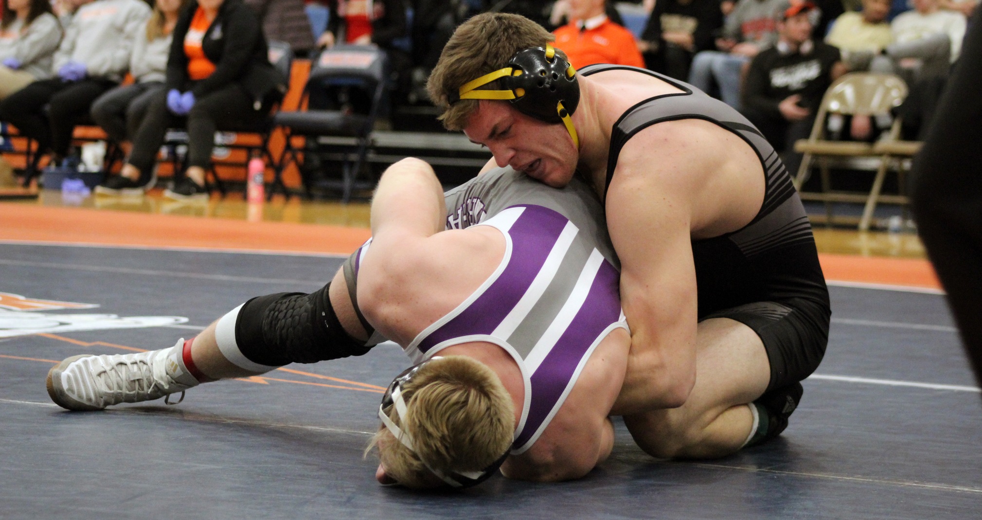 Colten Cashmore finished fourth in the 197-pound weight class with a 4-2 record.