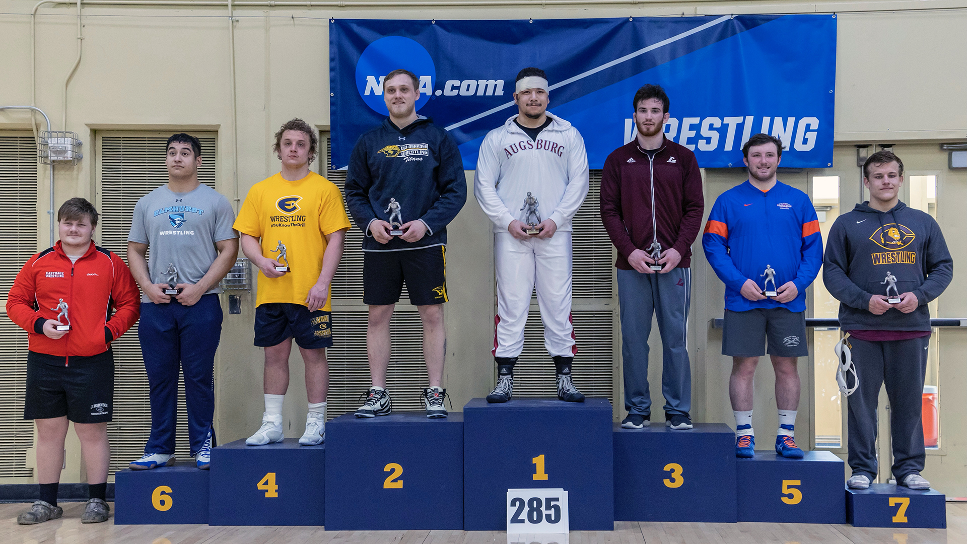 Jordan Lemcke finished second in the 285-pound weight class at the NCAA Division III Upper Midwest Regional.