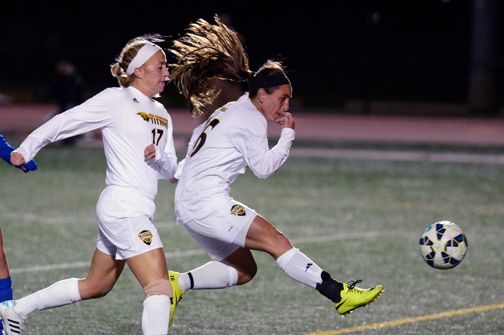 Amanda Baalke scored on this 14-yard kick during the 70th minute of play.