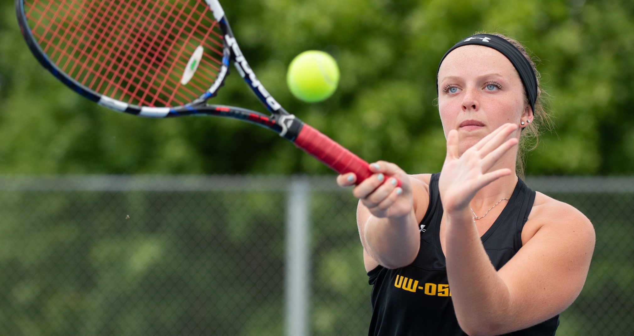 Evie Chitko teamed with Ashlee Polena to compile a 1-1 record at No. 3 doubles.