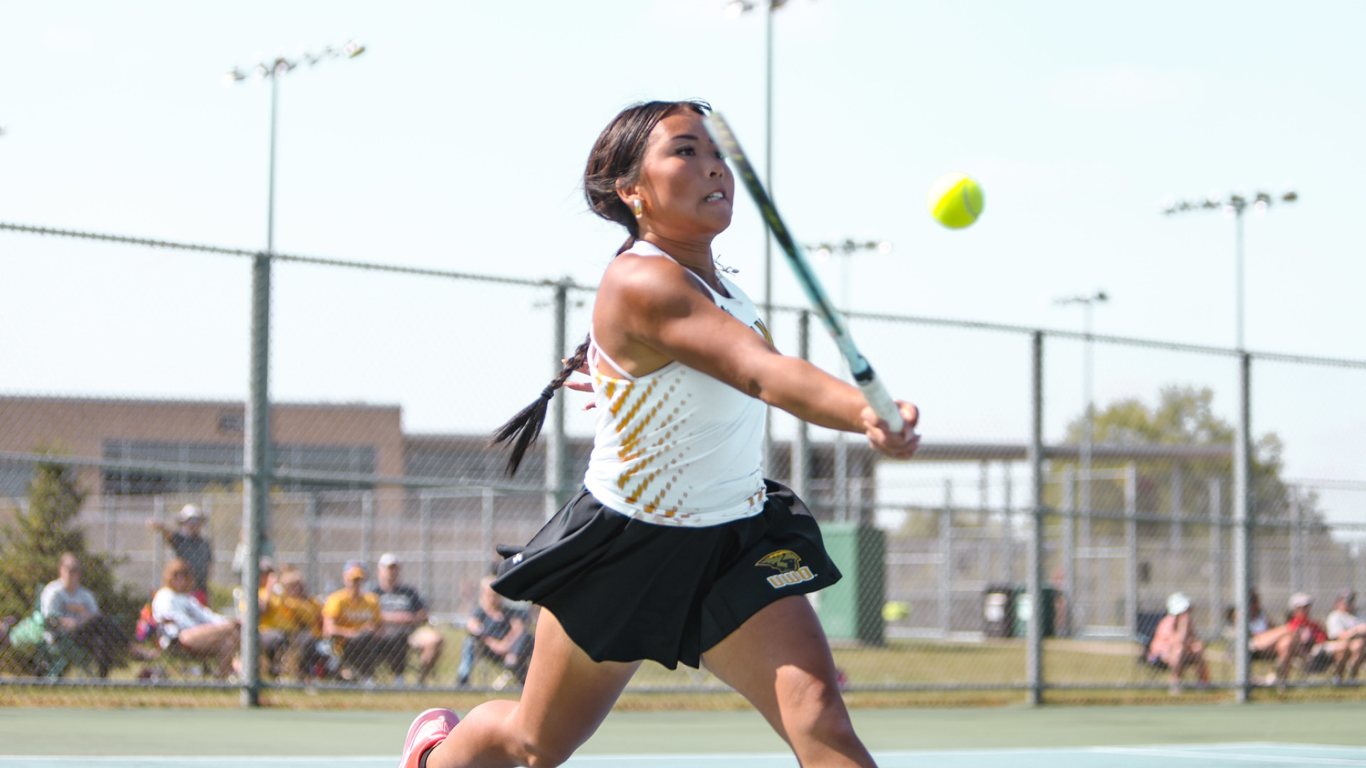 Ella Nguyen posted a 6-3, 6-2 singles win and competed with Courtney Carpenter for an 8-6 doubles win over the Yellowjackets