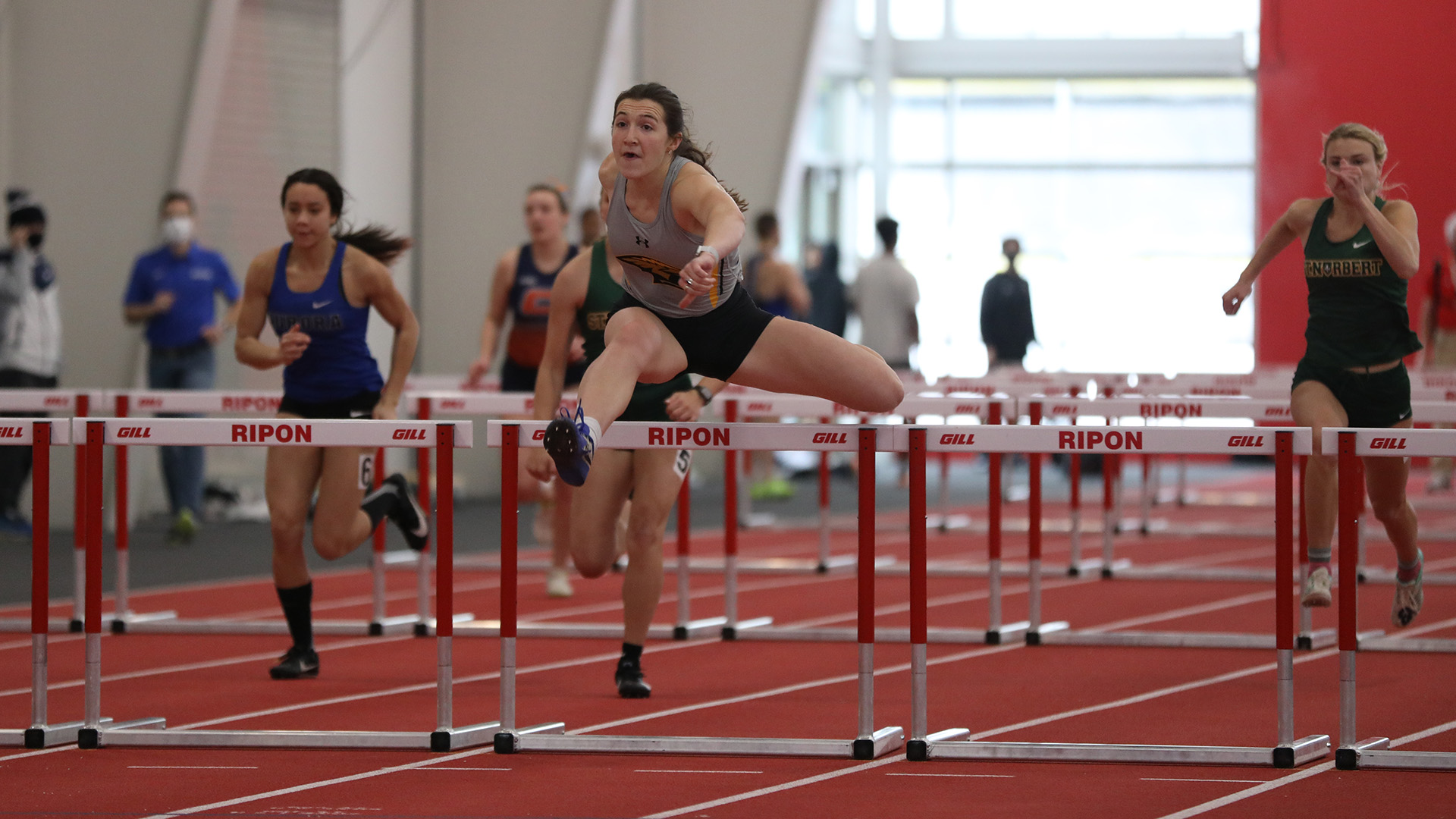 Riley Kindt moved to second nationally in the long jump, 15th in the 60-meter hurdles and 20th in the high jump with her performances at the UW-Whitewater Midwest ELITE Invitational.