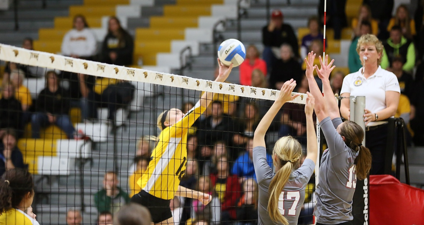Brianna Witter recorded nine kills against the Eagles and shared the UW-Oshkosh lead with five blocks.