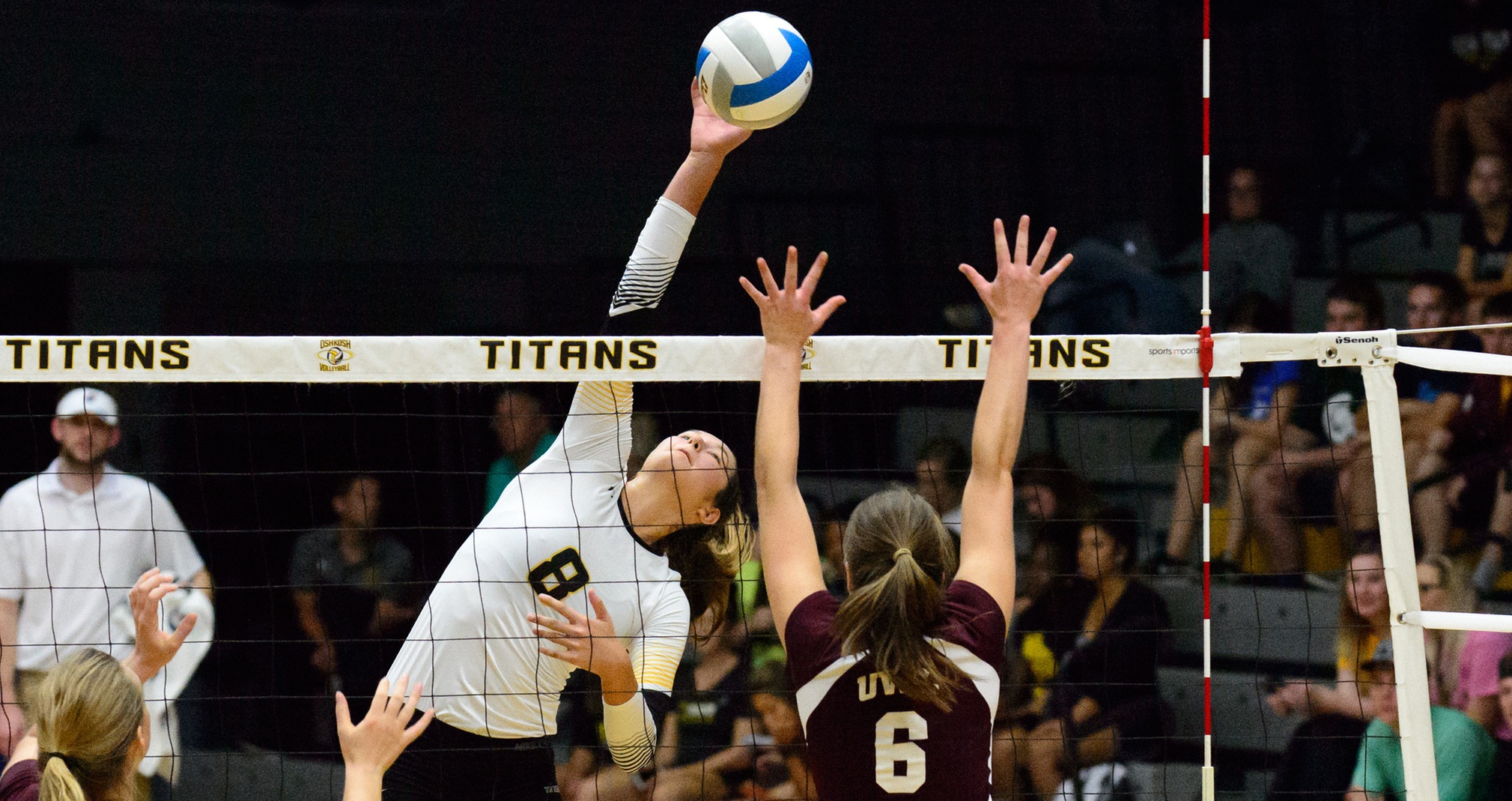 Tina Elstner paced the Titans in kills during both matches, recording 16 against University of Chicago and a season-high 18 against Tufts University.
