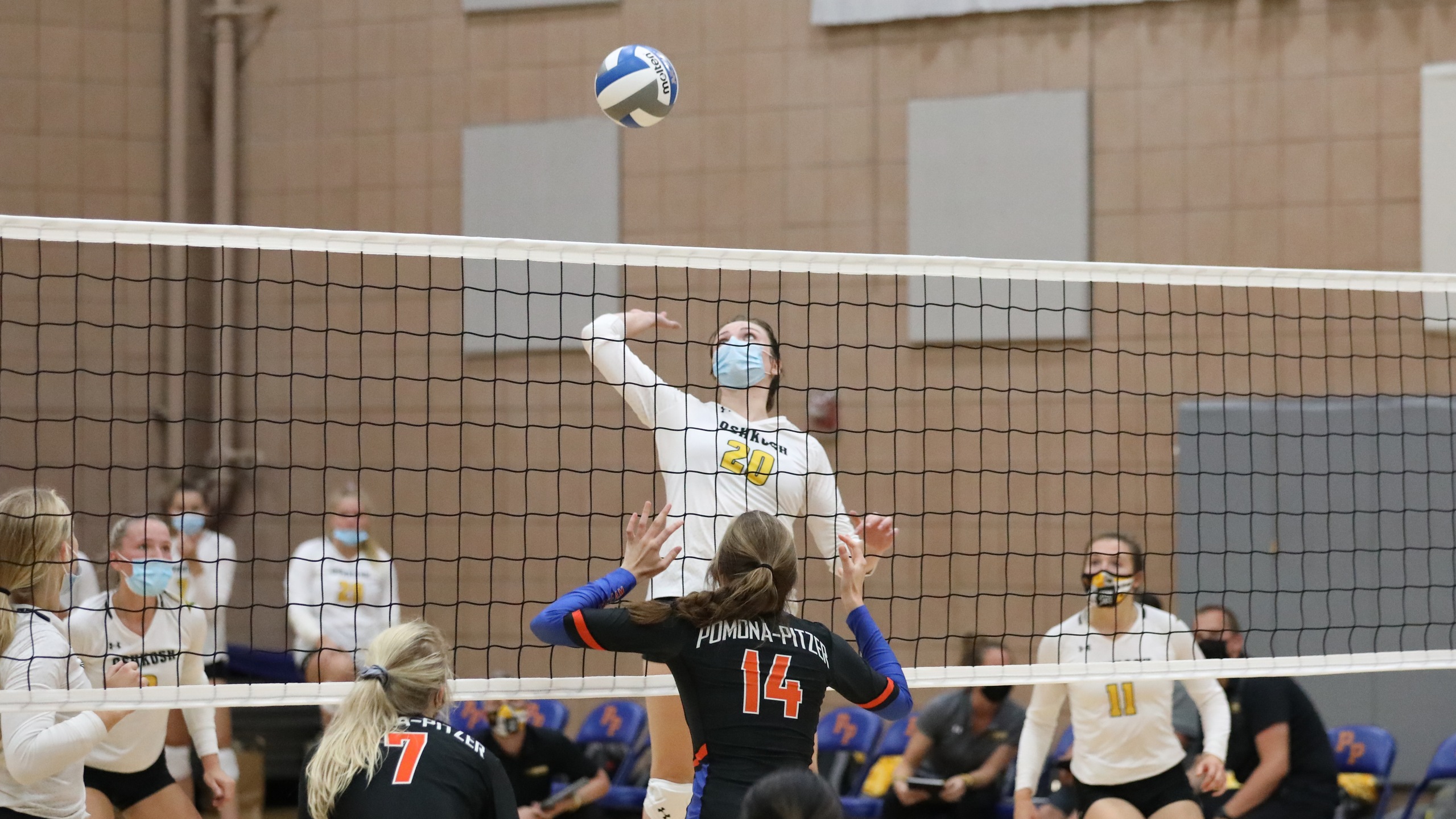 Brynna Mayer had eight kills and four digs during the Titans' three-set sweep of Pomona-Pitzer Colleges.