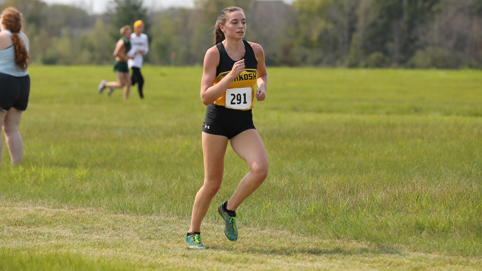 Hannah Lohrenz finished third among 378 runners at the Blugold Invitational with a time of 22:12.78.