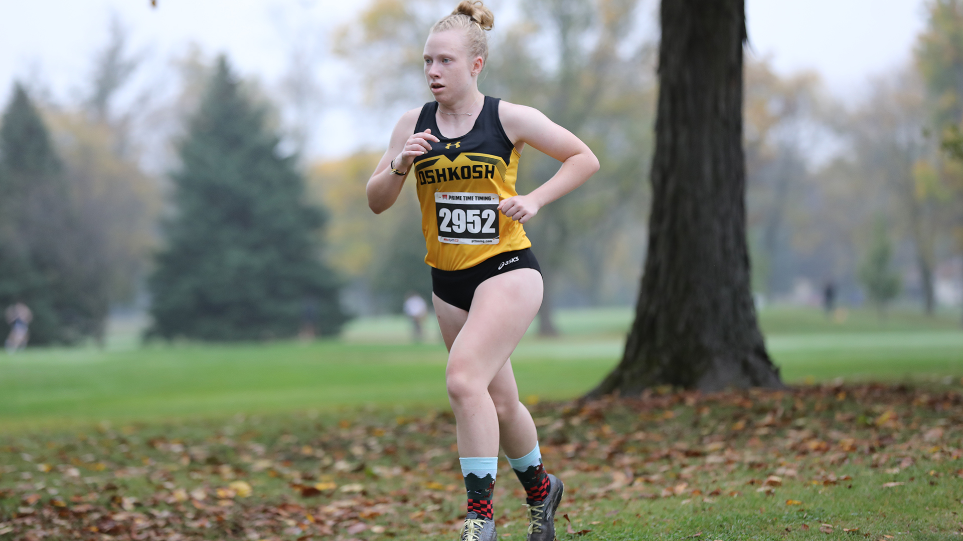 Lauren Urban led UW-Oshkosh's six runners at the Ripon College Red Hawk Open with her sixth-place finish.