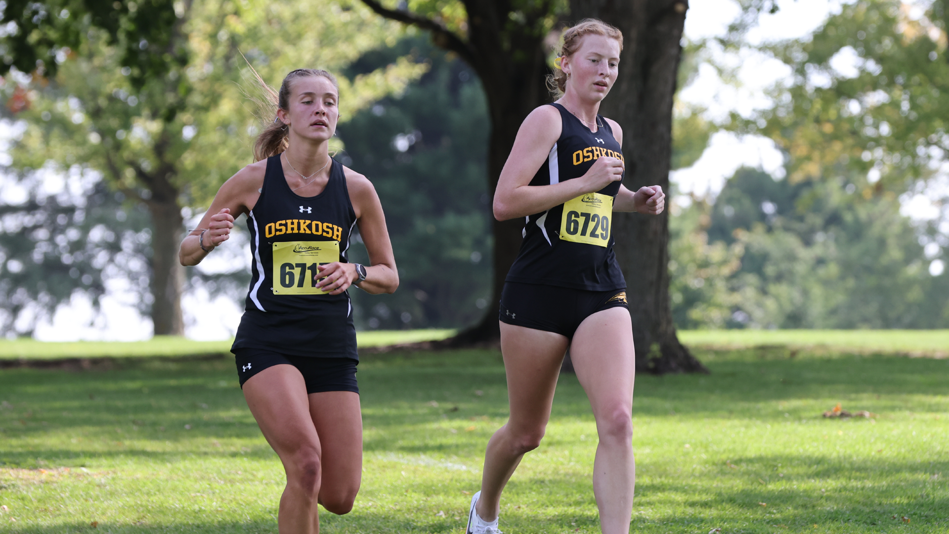 Cyna Madigan ran the Augustana College Interregional in 23:05 for 53rd on Saturday
