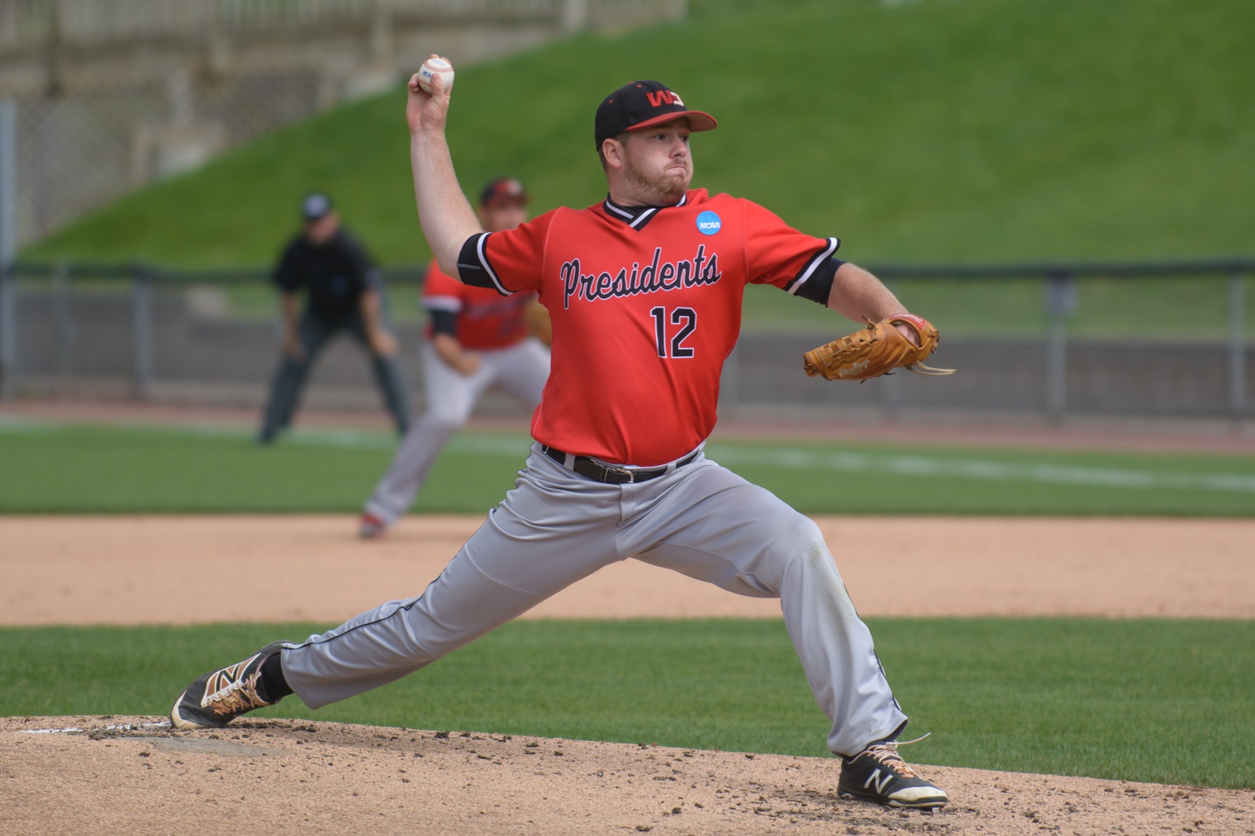 The Presidents' Matt Heslin scattered nine hits in recording a complete-game victory.