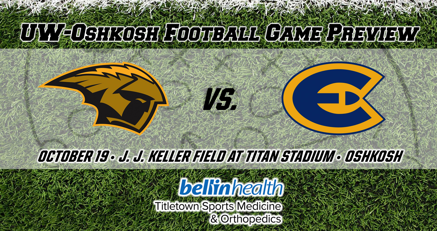 Titans Host Blugolds For Homecoming