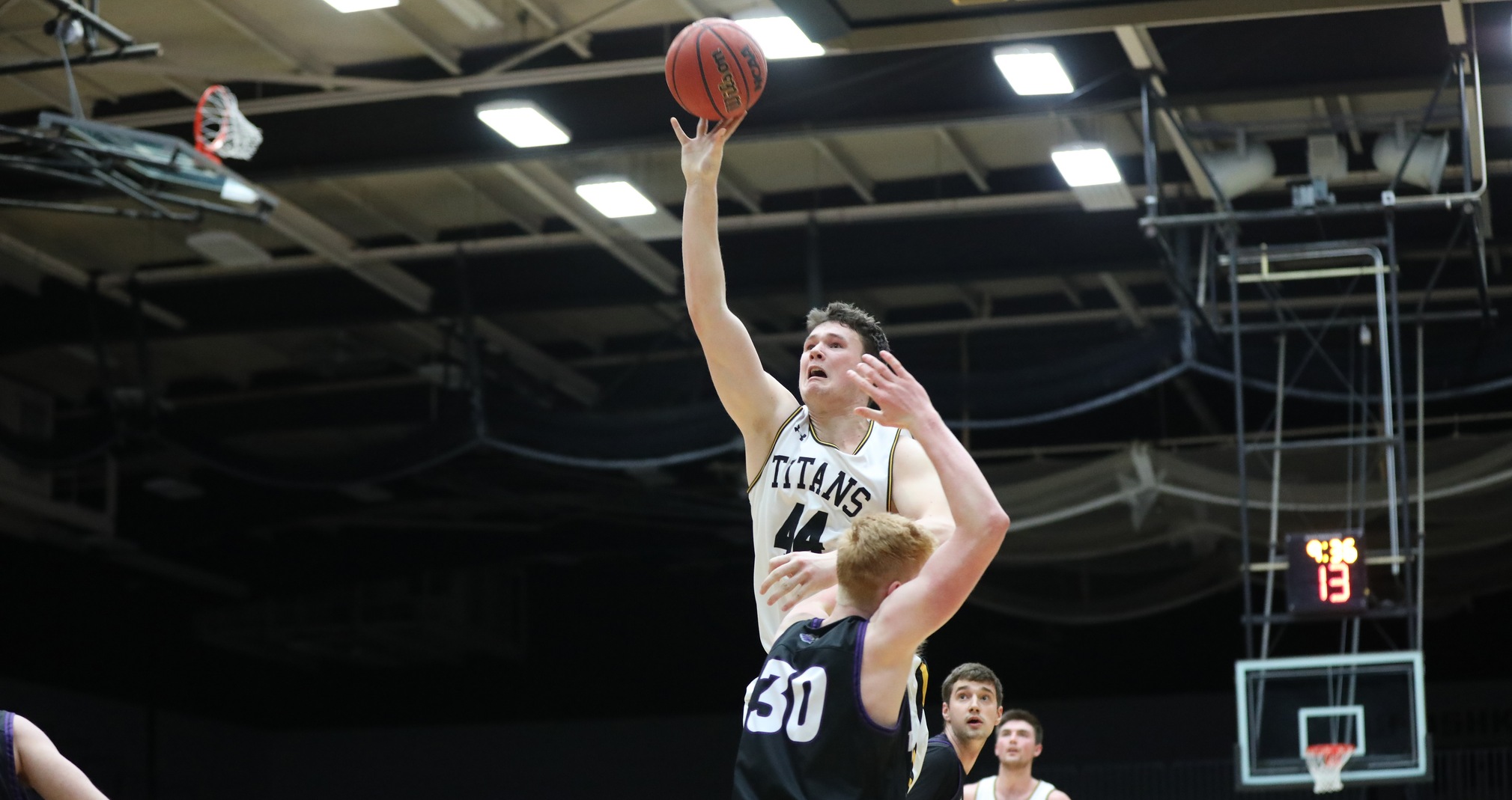 Jack Flynn scored 16 points and grabbed 13 rebounds against the Pioneers after intermission.
