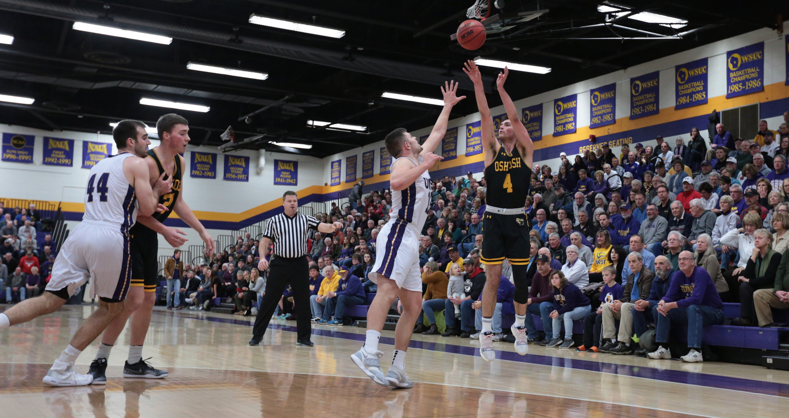 Brett Wittchow made all seven of his second-half shots against the Pointers.