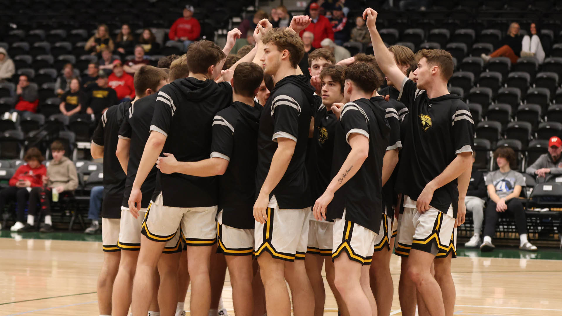 Titans to Continue WIAC Play in Eau Claire