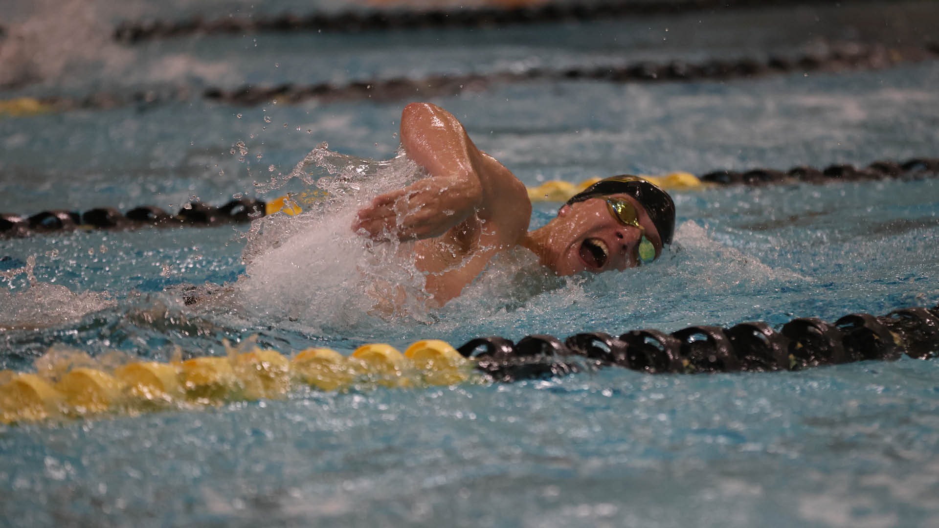 Titans to Host Lawrence in Non-Conference Meet