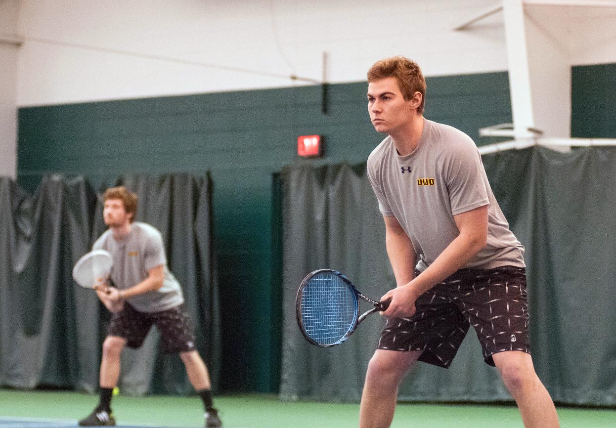 Mike Gillespie and Aidan Sauberlich (near) defeated the Lake Forest College No. 1 doubles tandem of Dan Pivonka and Mike Riley, 8-2.