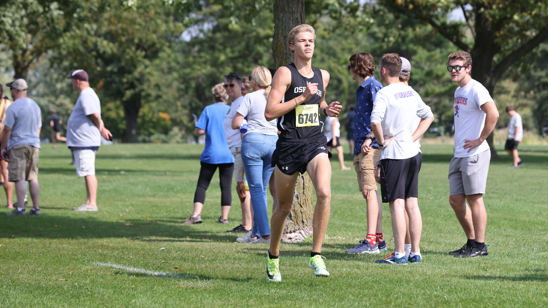 Cameron Cullen took 19th at the NCAA Division III North Regional