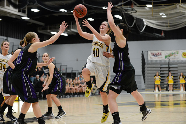 Katelyn Kuehl tallied 15 points and 8 rebounds in the victory