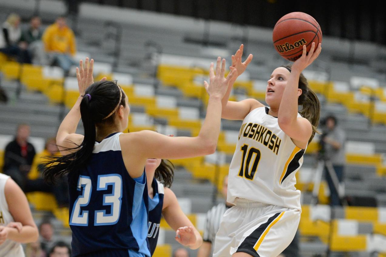 Megan Wenig scored 13 points while totaling a career-high eight assists