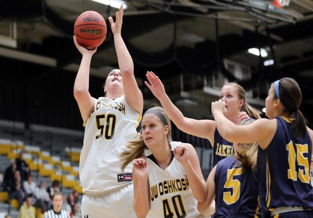 Sarah Stecker scored 11 points and grabbed 11 rebounds.