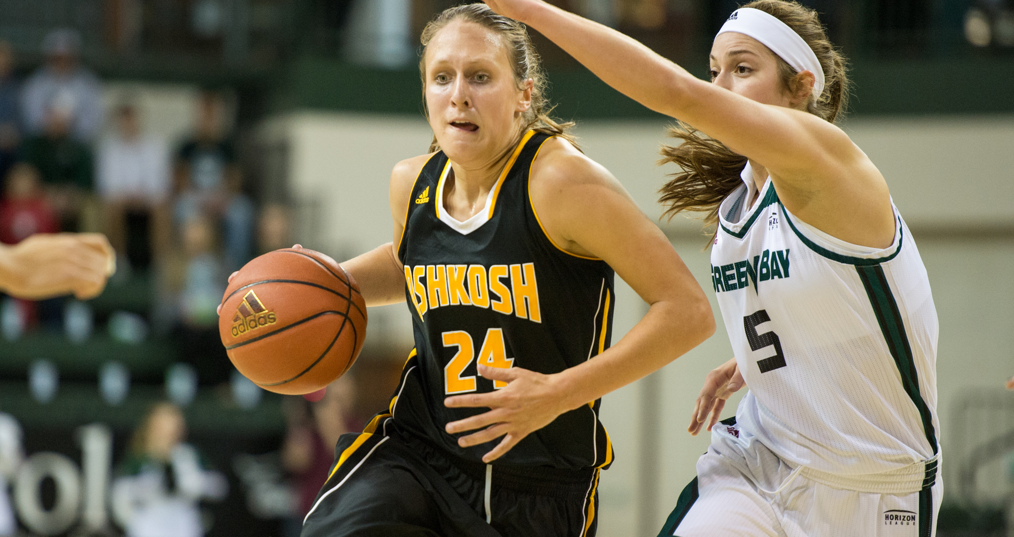 Eliza Campbell had 18 points and seven rebounds during UW-Oshkosh's season-opening victory.