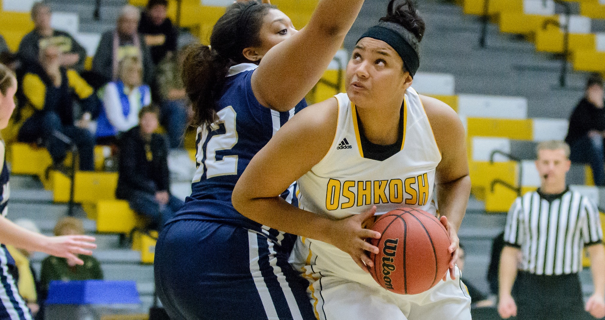 Isabella Samuels scored six of her eight points during the third quarter.