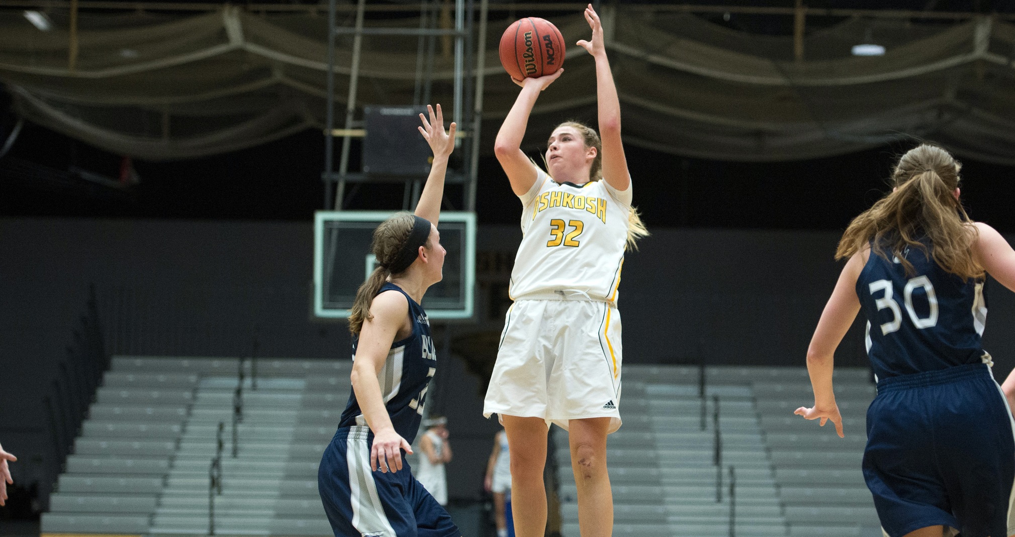 Madeline Staples scored nine points against the Blue Devils by converting 4 of 6 shots from the field and 1 of 2 free throws.
