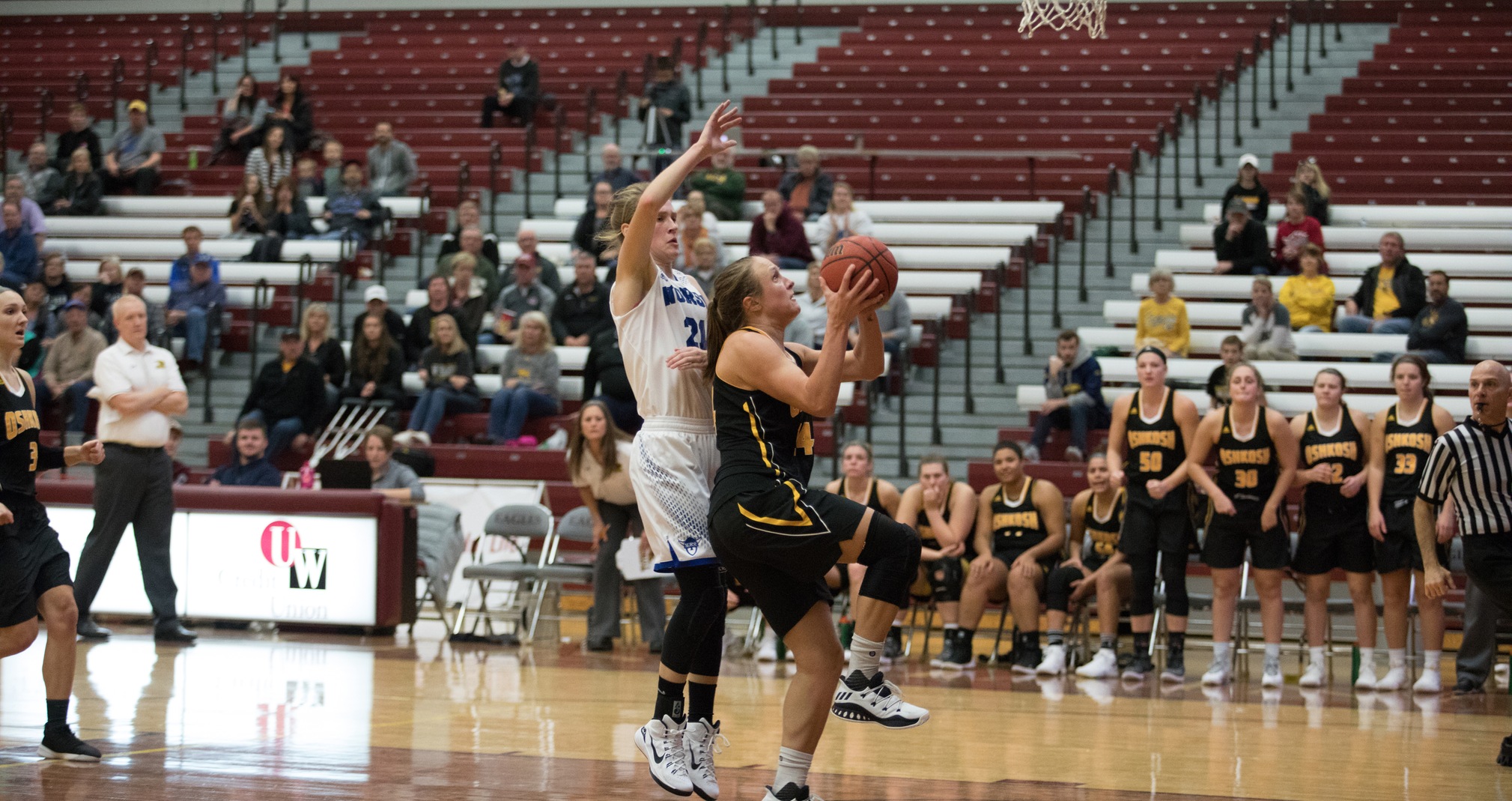 Eliza Campbell scored 28 points, one point shy of her career high, against the Norse.