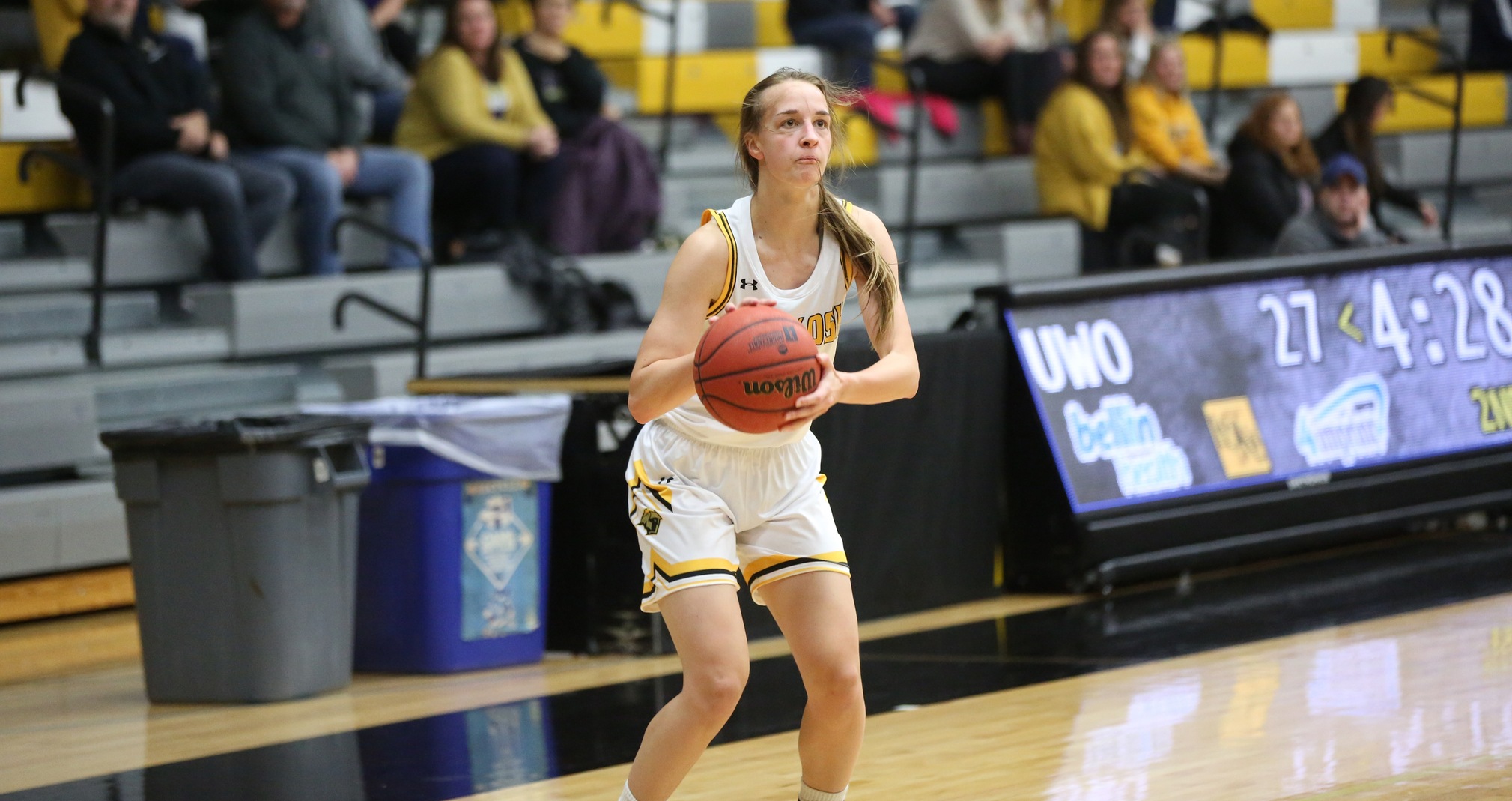 Jessie Rabas sparked UW-Oshkosh's second-half play against the Warhawks with six points, two rebounds and two blocked shots.