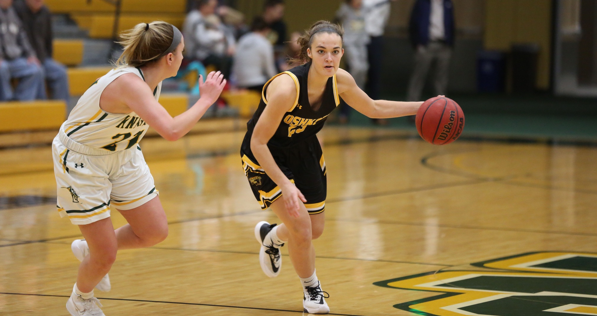 Emily Higgins had a career-high eight points with three rebounds against the Loggers.
