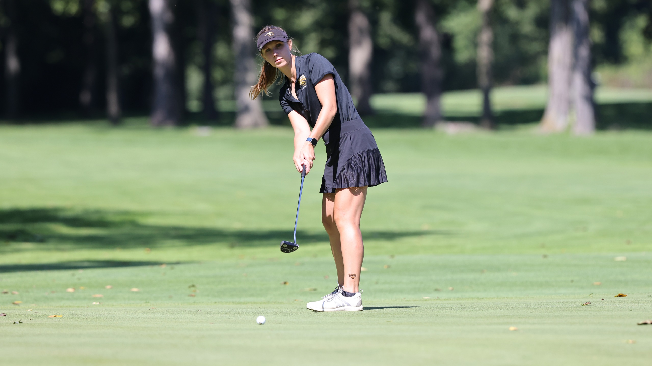 Erika Priebe used 19 pars to finish 25th at the Division III Classic.