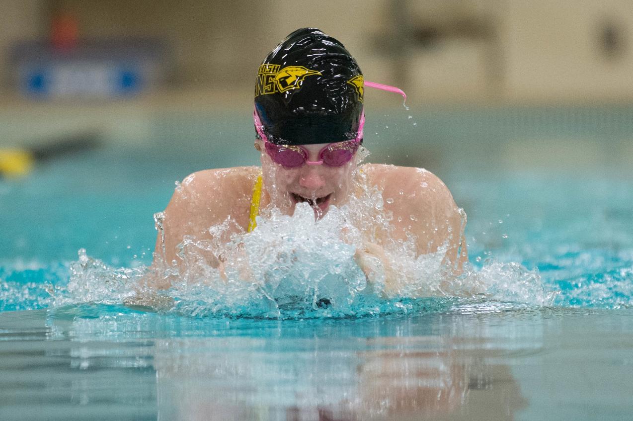 Katie Challoner established two school records at the WIAC Championship.