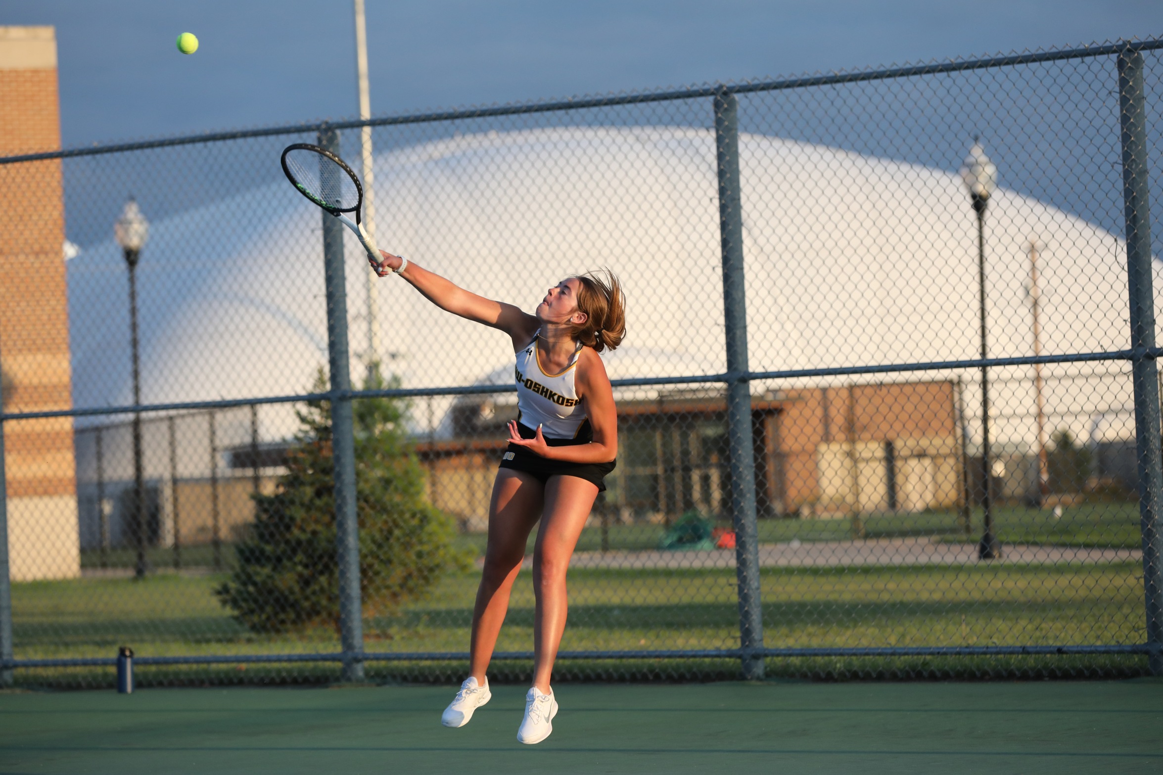 Alysa Pattee won her singles match in comeback fashion against Lawrence University.
