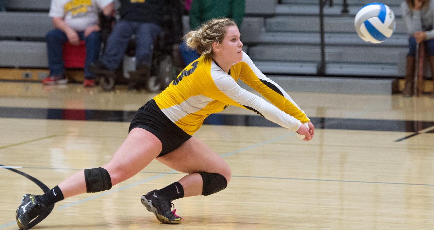 Mandy Trautmann set a UW-Oshkosh record with 47 digs against the Pointers.