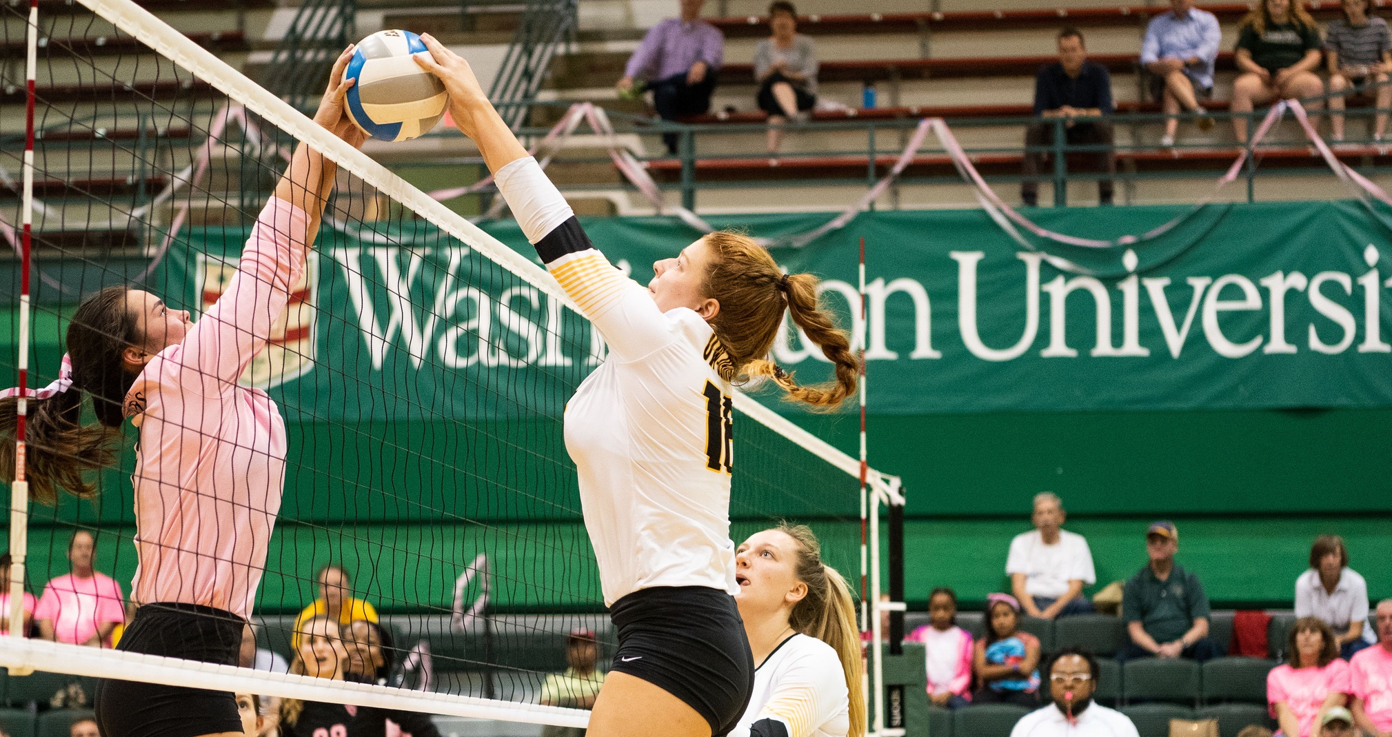 Renee Rush had five kills and five digs against the nationally ranked Bears.